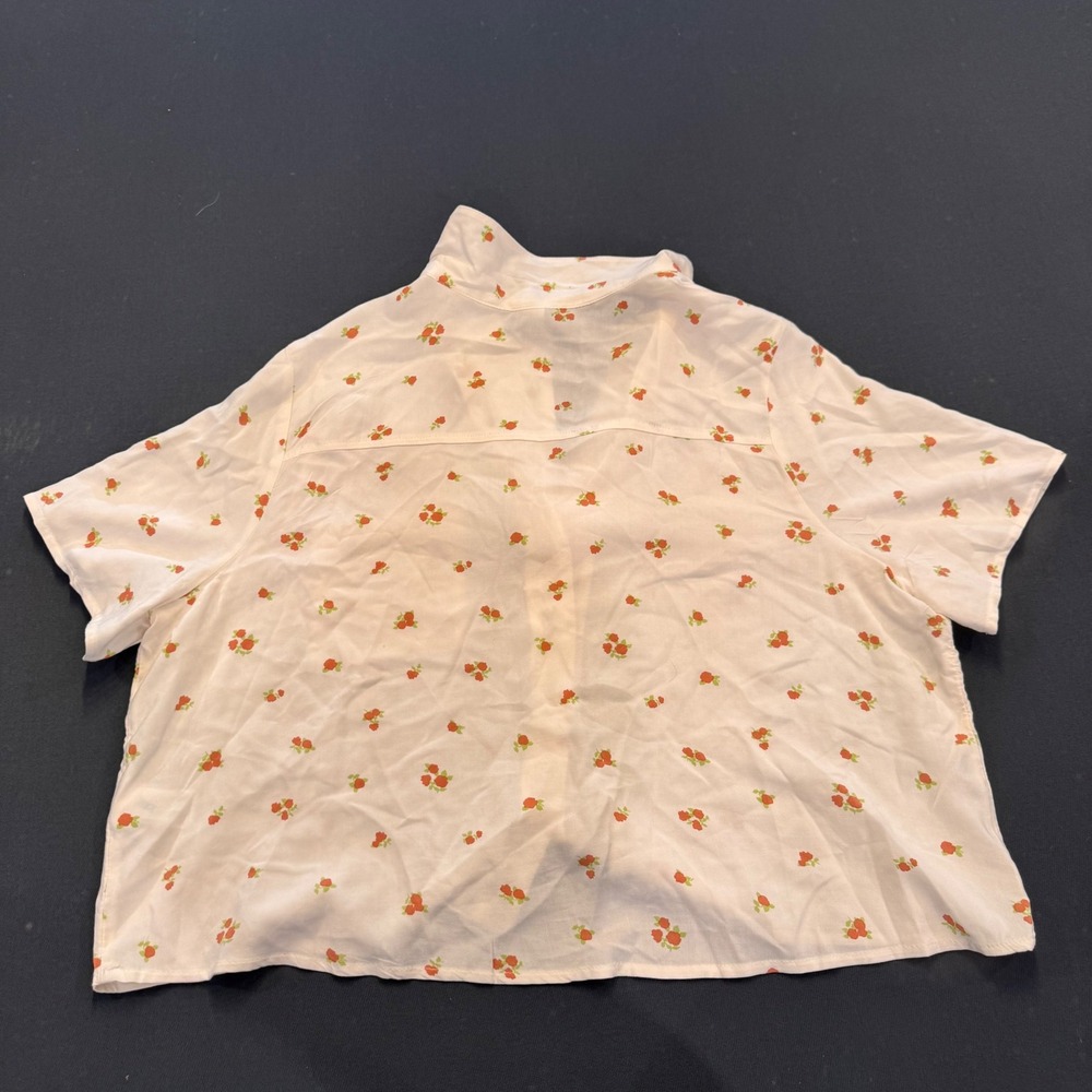 Abound Strawberry Floral Print Blouse Ecovero Viscose Cream Farmers Market Sz M - Picture 10 of 10